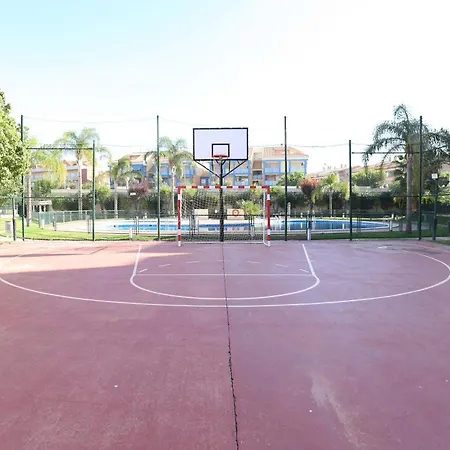 Apartament Atico Con Piscina En Excelente Urbanizacion By Hometels